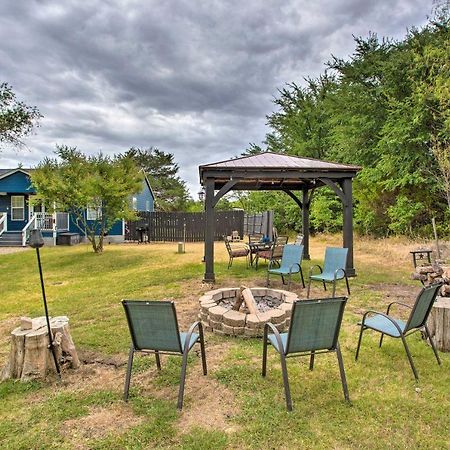 Pottsboro Home With Fire Pit Less Than 1 Mi To Lake Texoma! Exteriér fotografie